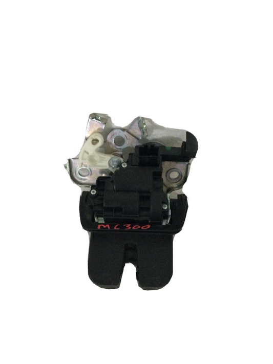 2014 Audi Q5 Tailgate Trunk Latch Lock Actuator OEM