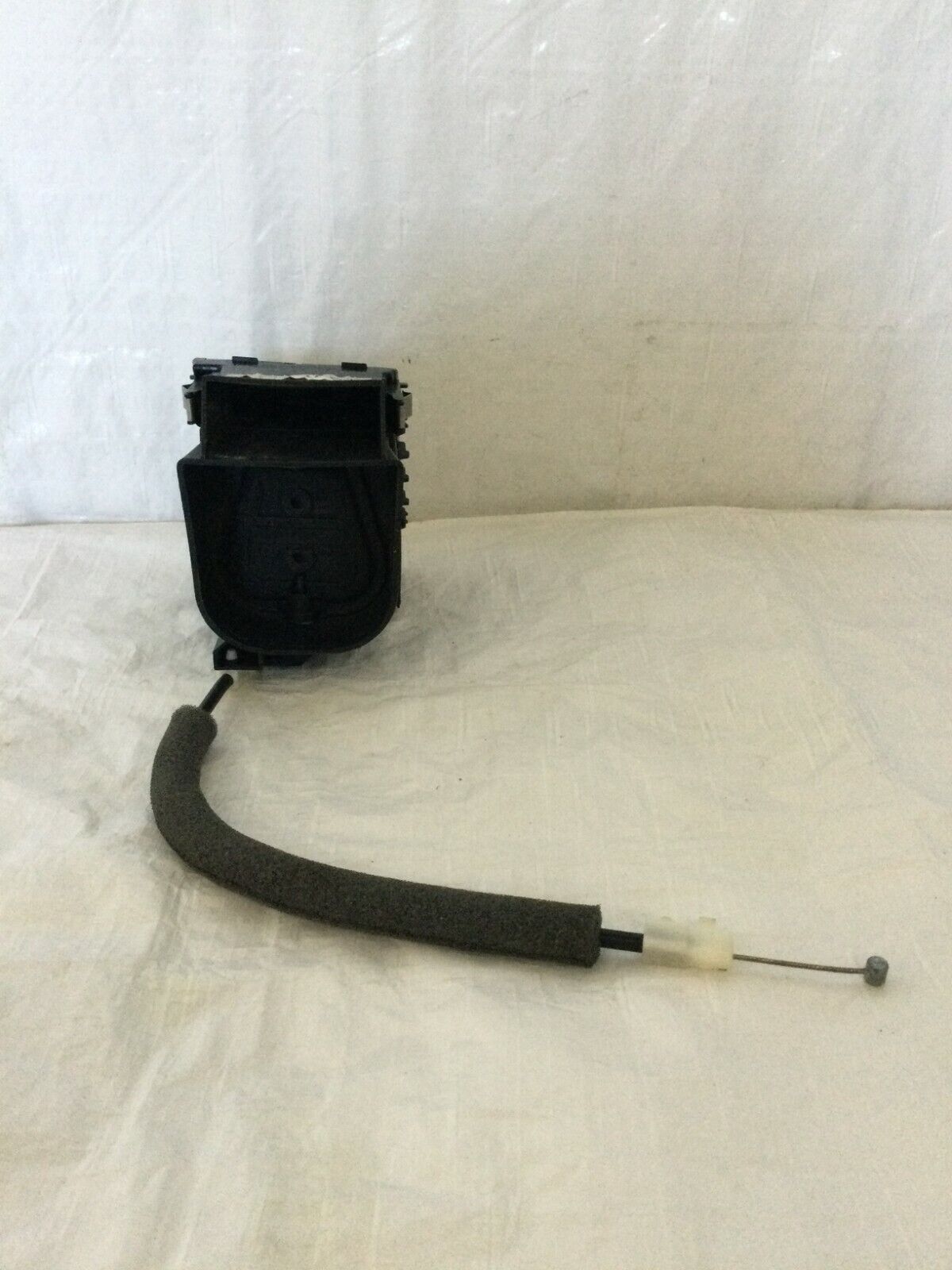 2004-2007 Volkswagen Touareg Front Left Dash Air Vent OEM 7L6819703J