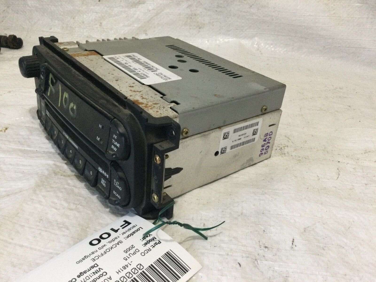 2002-2007 Dodge Ram 1500 AM FM Radio Stereo CD Player P05091507AE OEM