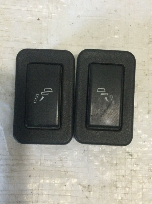 2007-2012  Cadillac Escalade ESV Rear Seat Control Switch 15113408 OEM