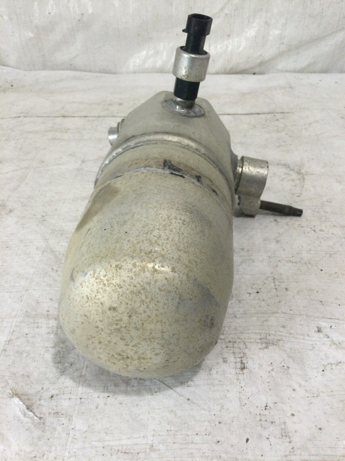 2007 GMC Sierra 2500HD Air Conditioning Accumulator Dryer 15785064 OEM