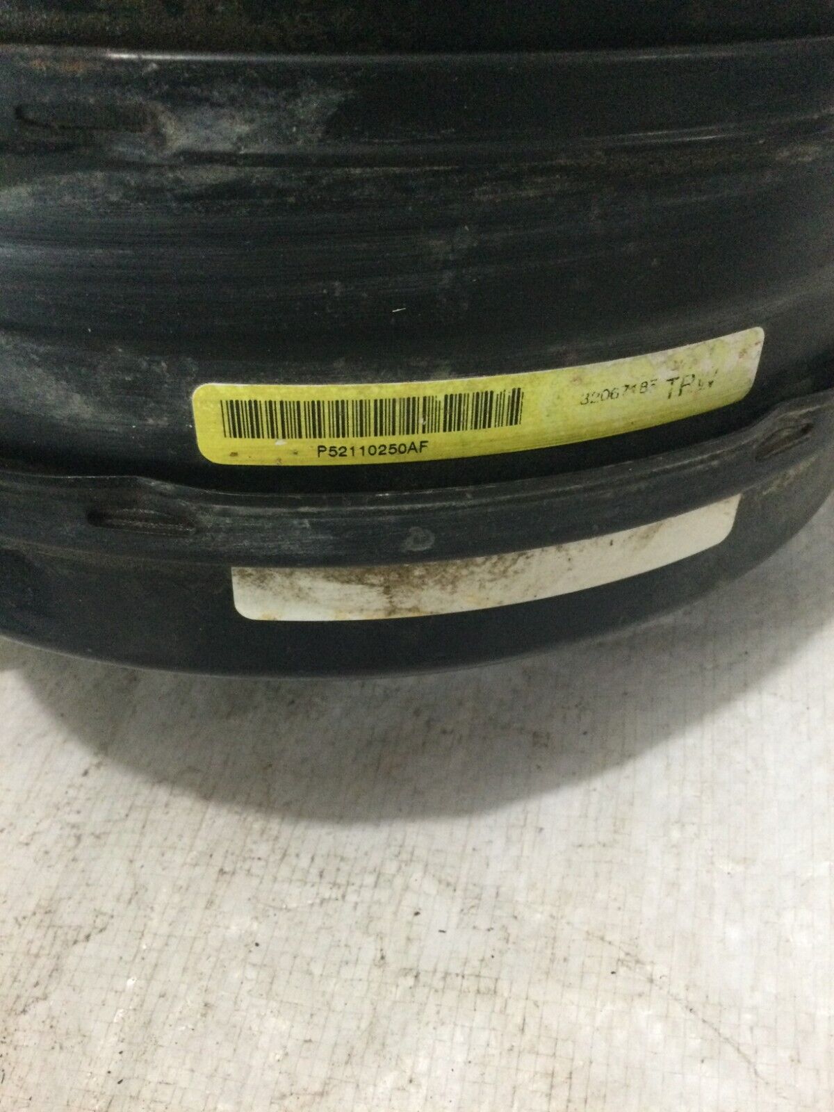 2004 Dodge Ram 1500  Power Brake Booster  052110250AF OEM