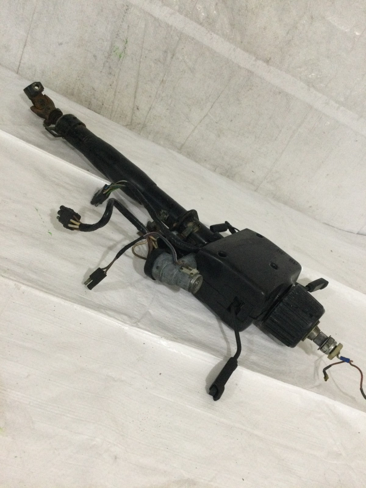 1984 Jaguar XJS 5.3L Steering Column OEM