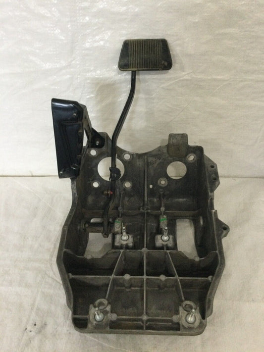 2014 Dodge Ram 3500 Brake Pedal OEM