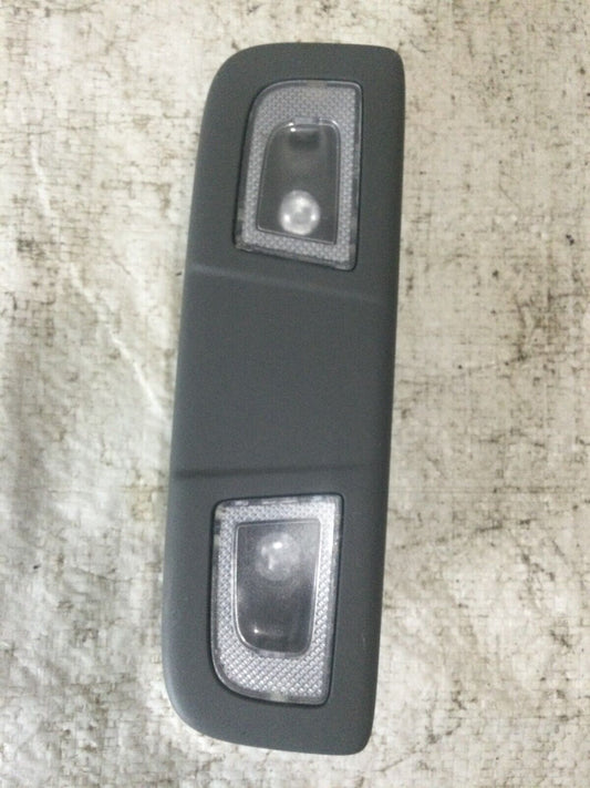 2021 GMC Sierra 3500 Led Rear Seat Position Center Reading Lamp Gray 84580394 OE