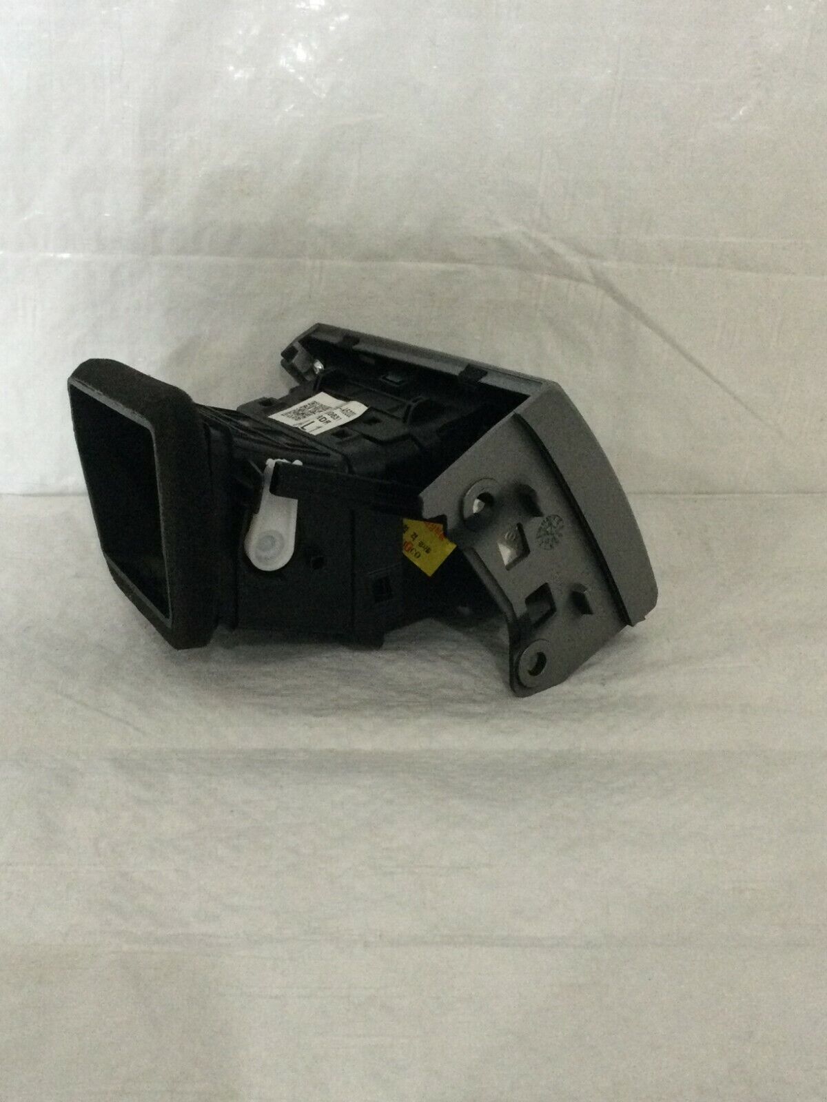 2016-2017 Hyundai Elantra GT Left Driver Side Dash Air Vent OEM LH 97480-A5000