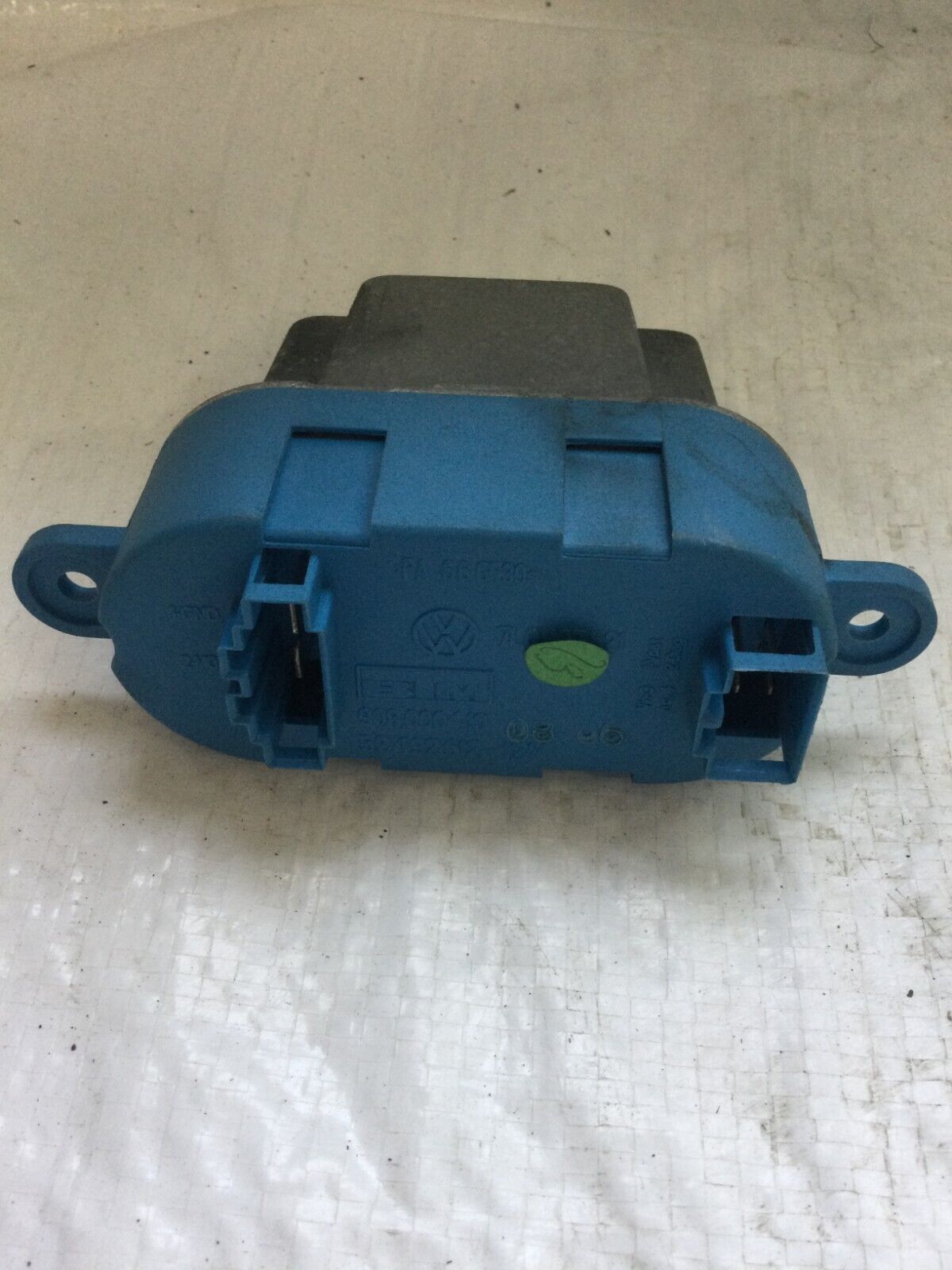 2007 Volkswagen Touareg Blower Motor Resistor OEM 2004-2009