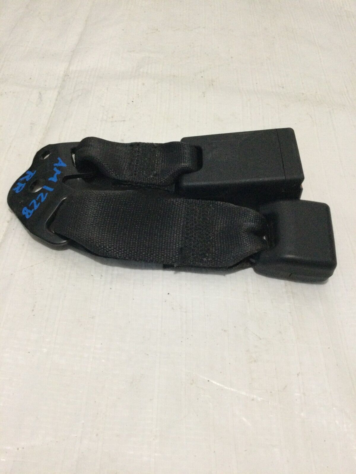 2018-2020 Buick Regal Rear Right Seat Belt Buckle OEM