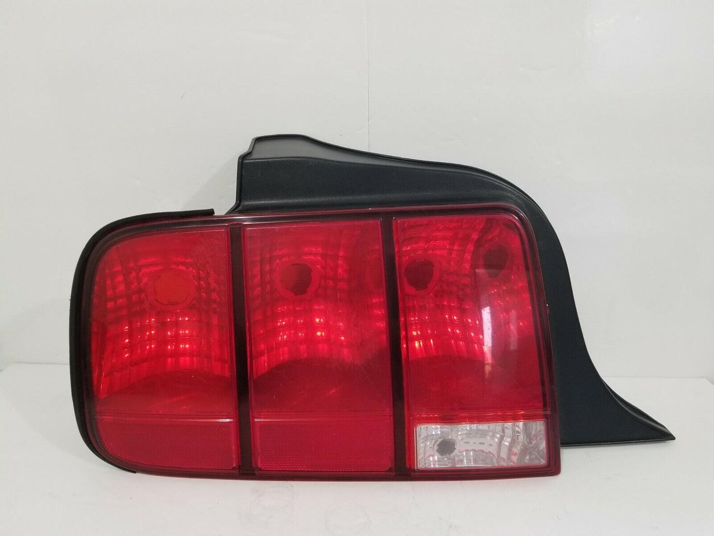 2005-2009 Ford Mustang Tail Light Lamp Left Driver Side LH OEM
