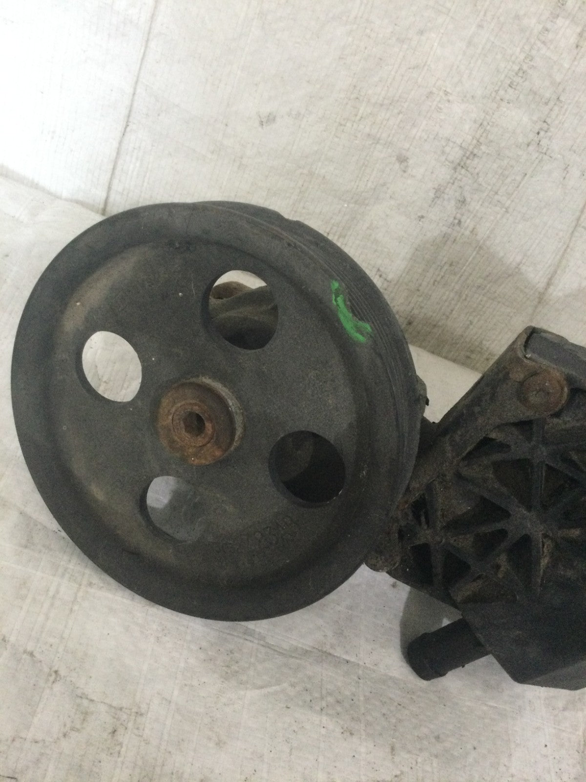 2005 Dodge Ram 1500 4.7L Power Steering Pump OEM 53032723AB