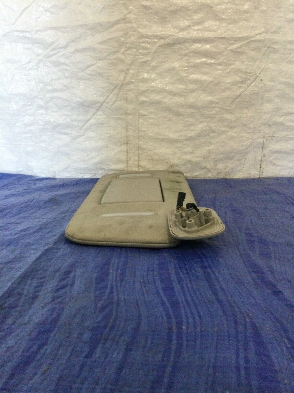 2007-2009 Cadillac Escalade ESV Illuminated Sun Visor Right Side OEM