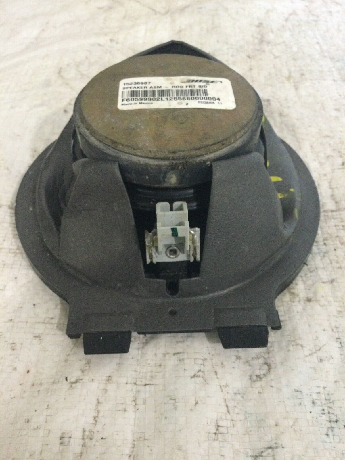 2005-2007 Hummer H2 Front Door Speaker OEM 15236987