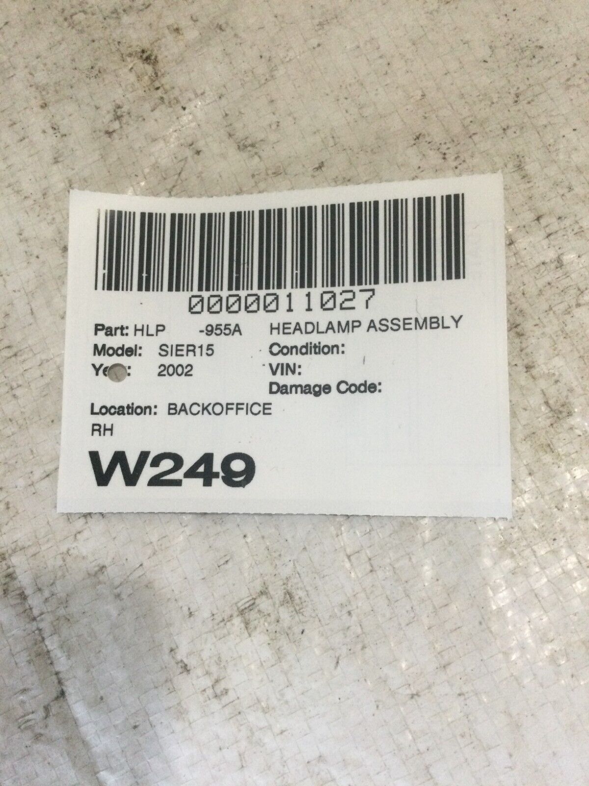 2002 GMC Sierra 1500 Headlight Assembly Right Passenger Side GM 16524544 OEM