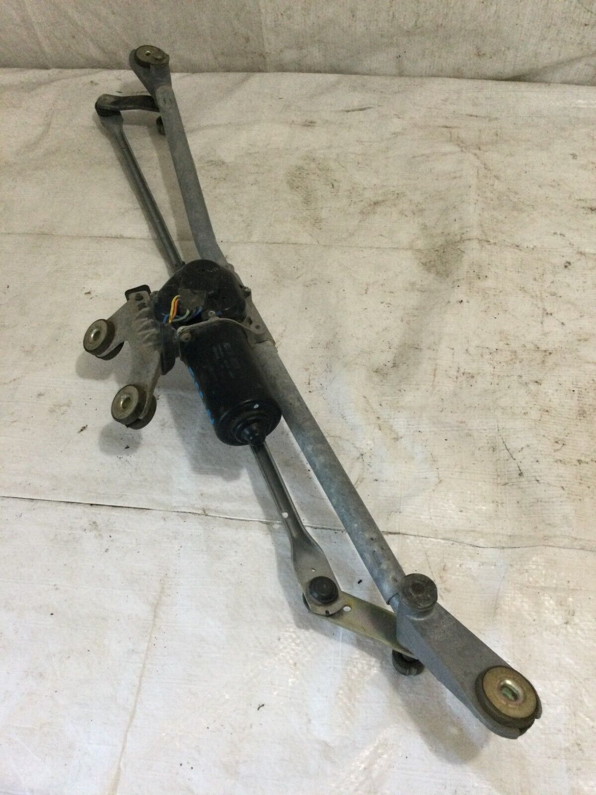 2003 Dodge Pickup 1500 Front Windshield Wiper Motor W/ Linkage OEM