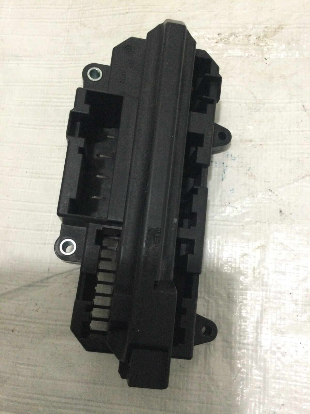 2004 BMW 745I Power Distribution Control Module Fuse Box 6900583 OEM