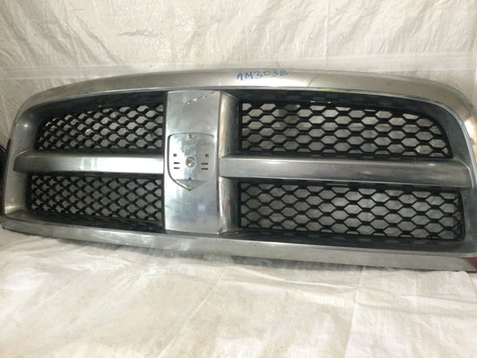 2010 Dodge Ram 2500 Front Chrome Grille Grill OEM W/O Emblem