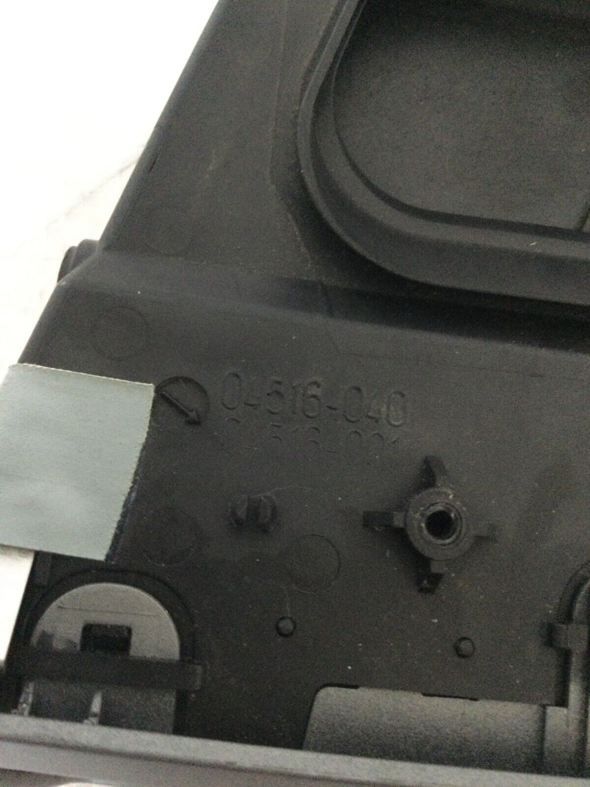  2004 BMW 745i E65/E66 Center Dash Air Vent OEM