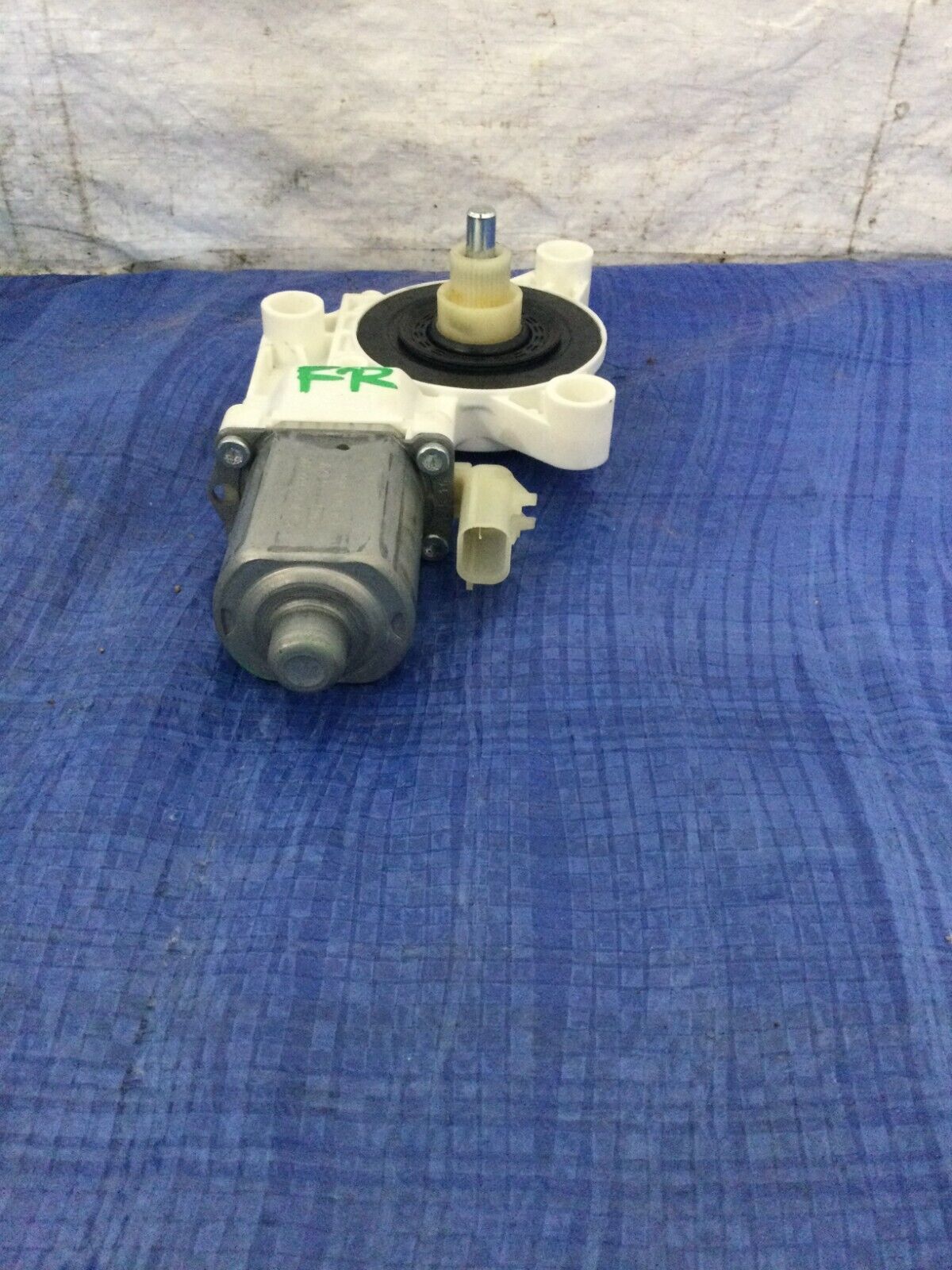 2017 Dodge Grand Caravan Front Right Power Window Motor OEM