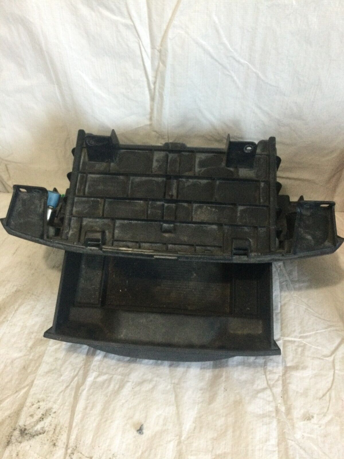 2018 Dodge Ram 3500 Center Dash Console Storage Compartment Drawer Black OEM
