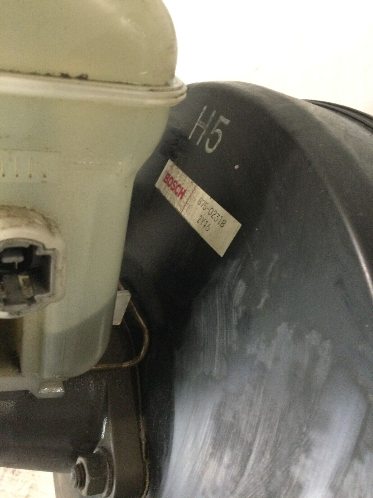 2001-2003 Toyota Highlander Power Brake Booster OEM