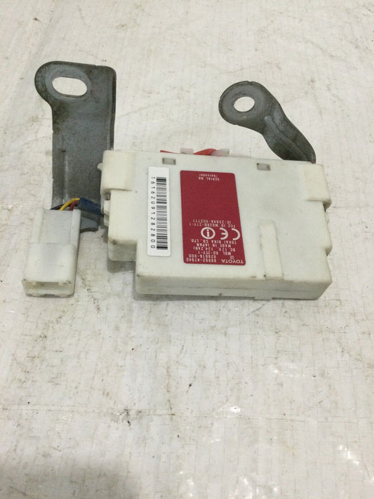 2009 Toyota Prius Indoor Electrical Key Control Module 89992-47040 OEM