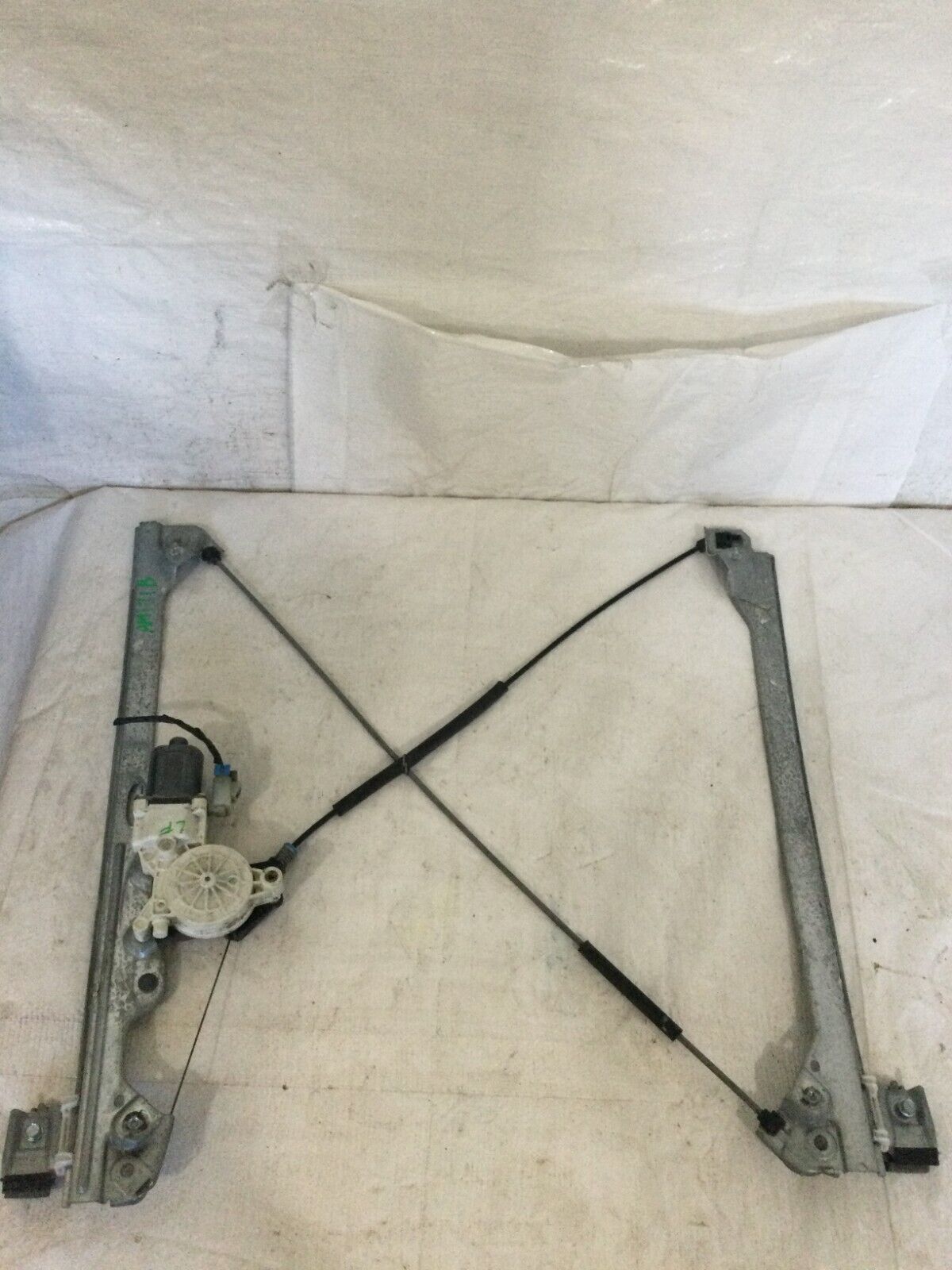 2007 GMC Yukon Front Left Window Regulator Motor OEM