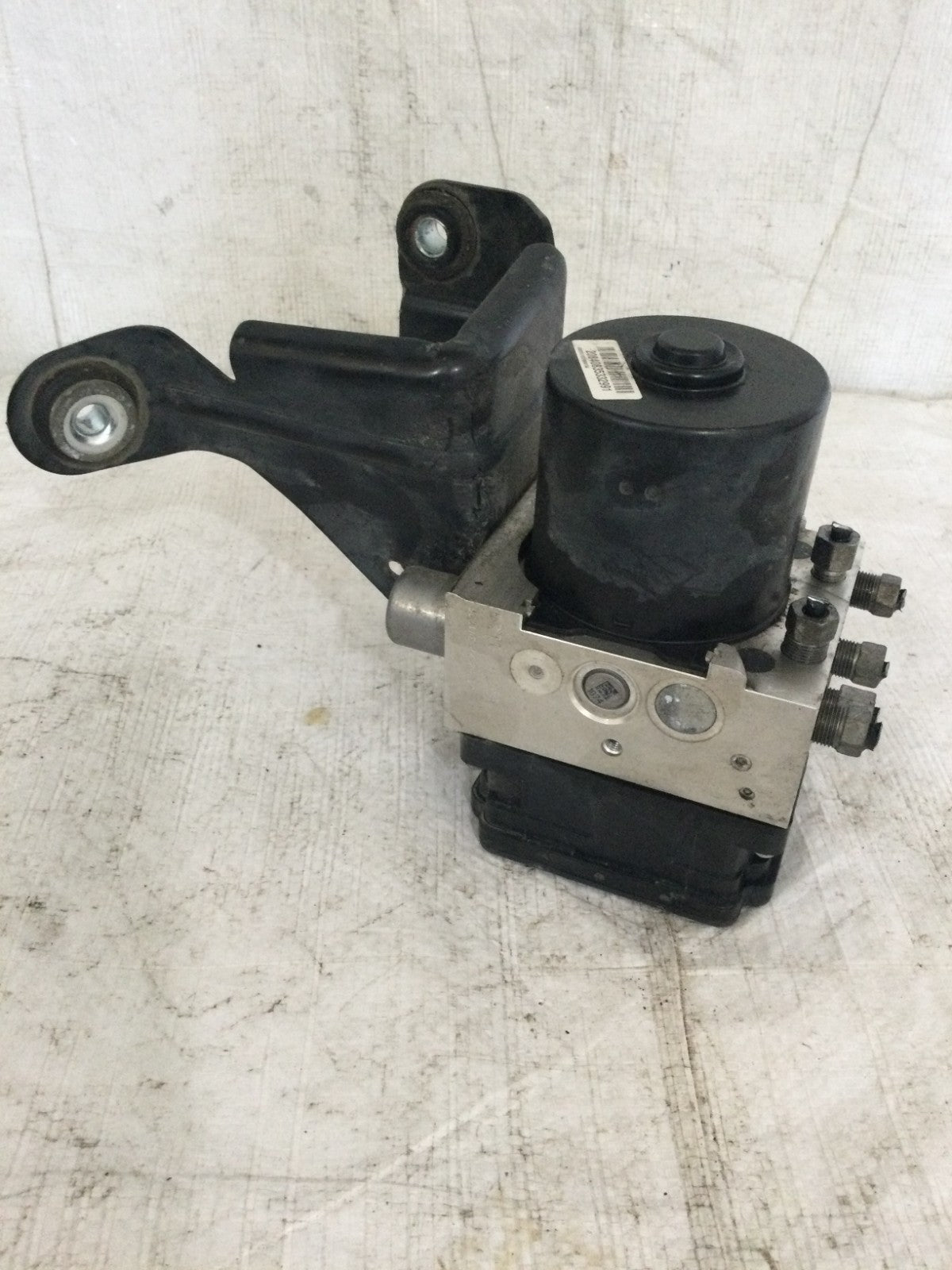2019 Dodge Ram 1500 5.7L ABS Anti-Lock Brake Pump OEM 68376943AA
