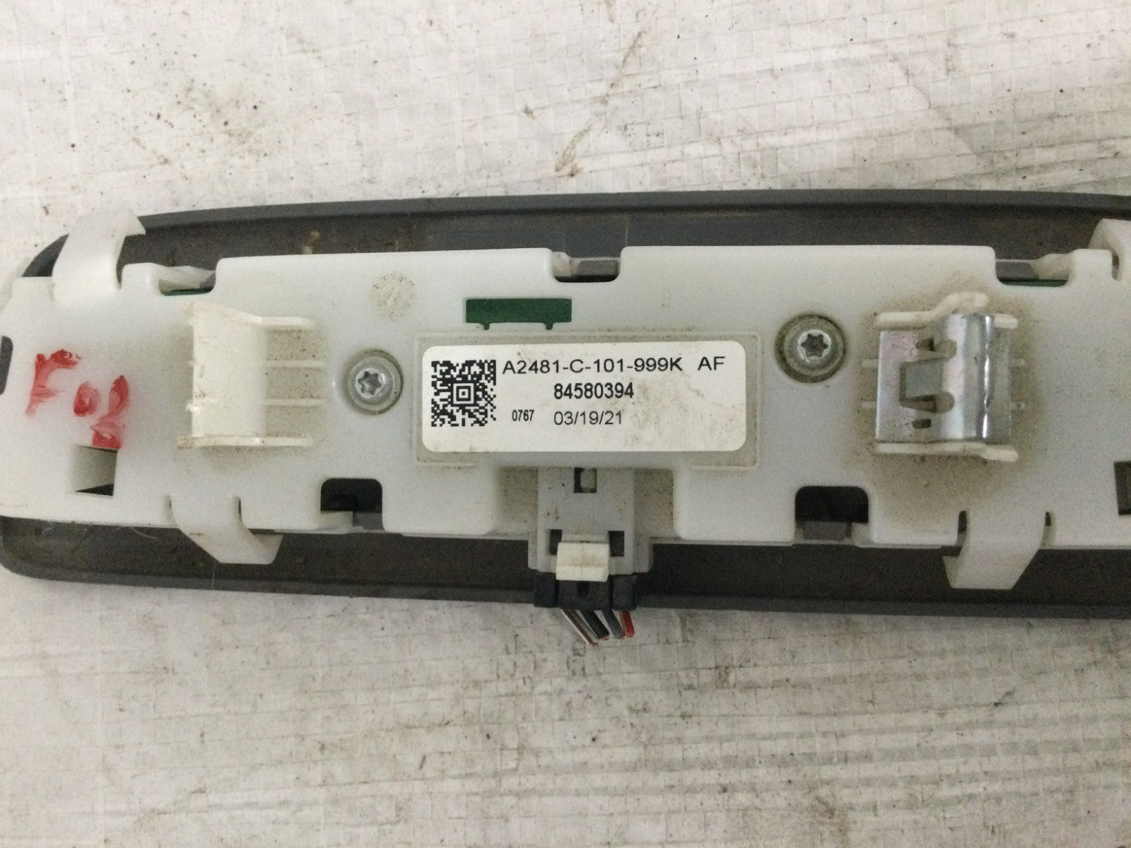 2021 Chevrolet Silverado 1500 Rear Dome Lamp Assembly OEM 84580394