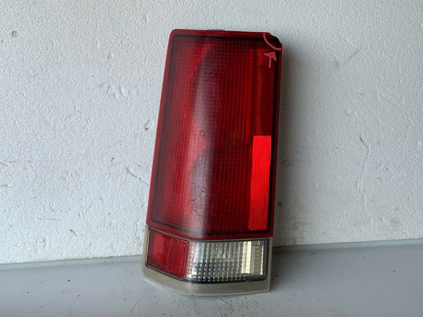 1996-1999 Chevrolet Express GMC Savana Rear Left Driver Side Tail Light Lamp OEM