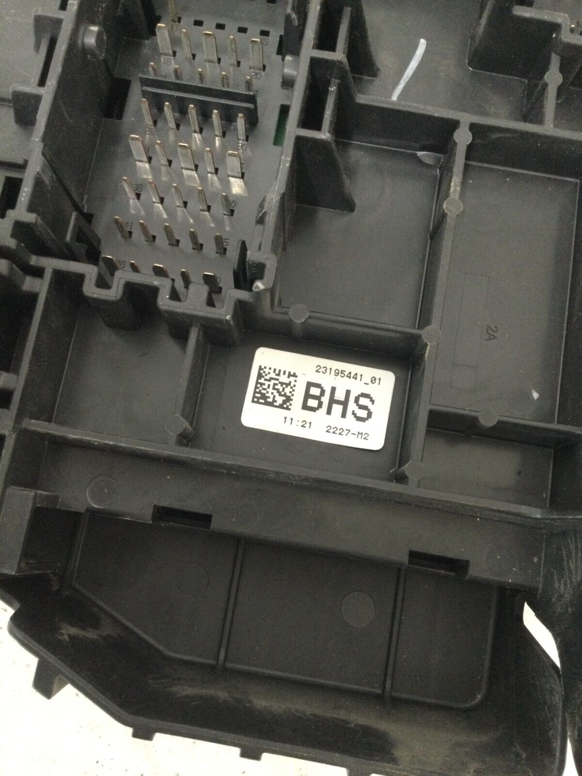 2018 Chevrolet Silverado 1500 Cabin Fuse Relay Box OEM