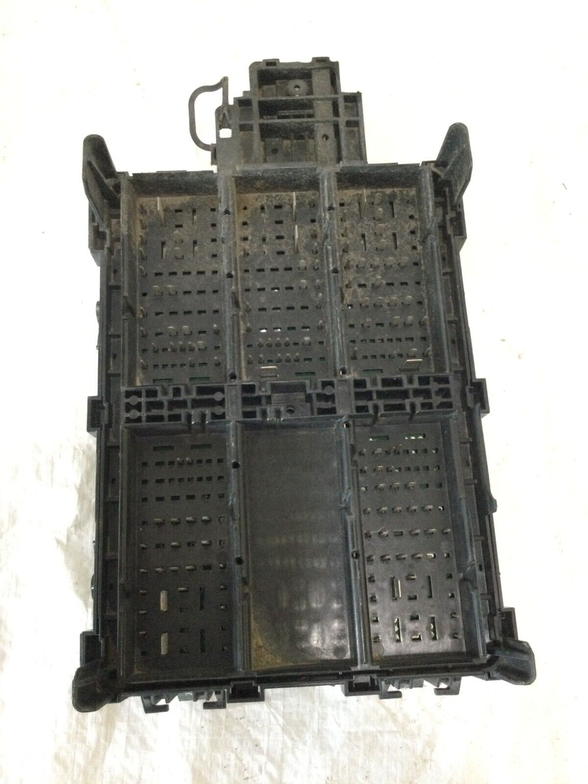 2018 Chevrolet Silverado 1500  Engine Fuse Box Bracket OEM