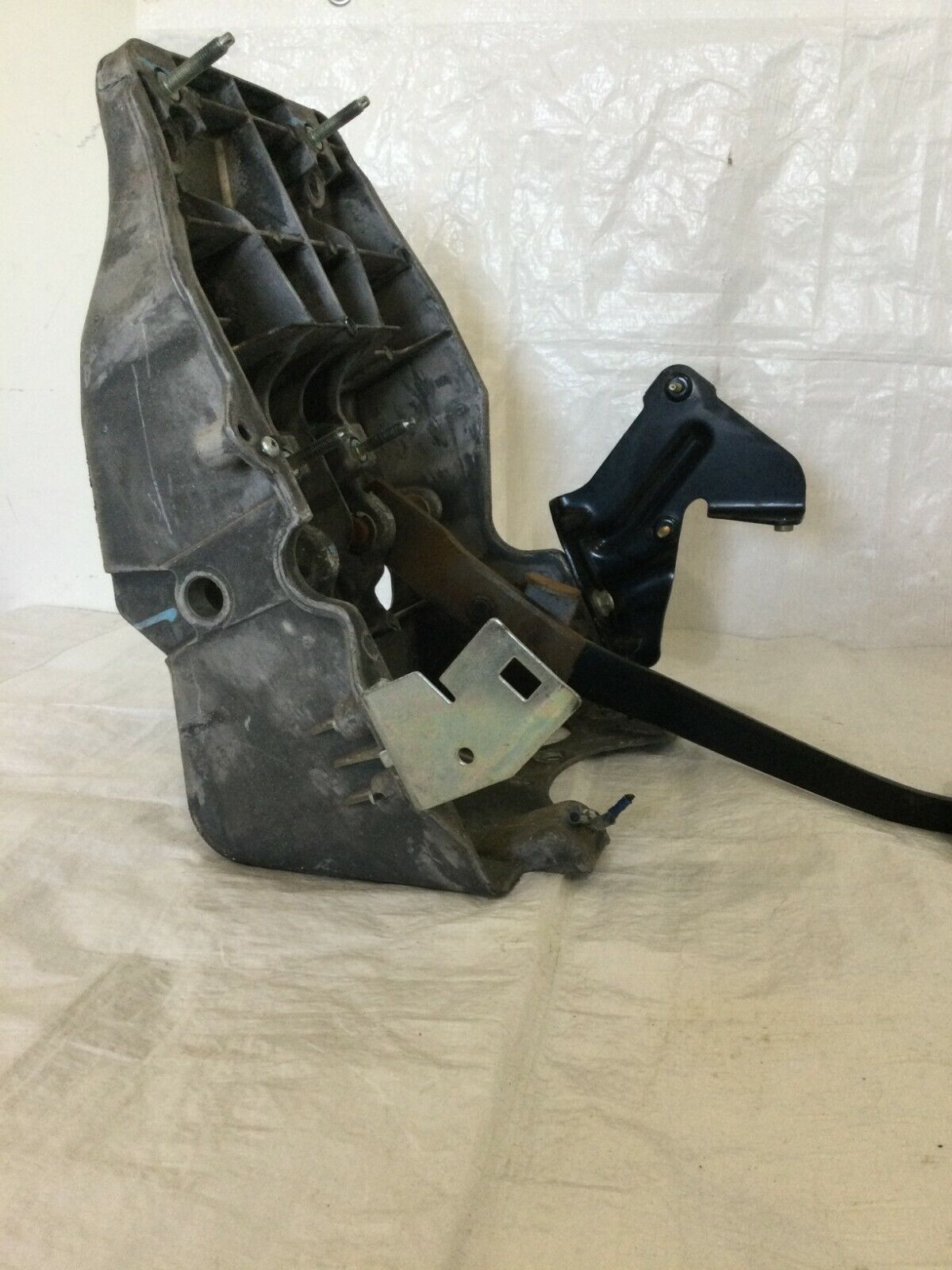 2006-2007 Dodge Ram 2500 Steering Column Brake Pedal W/ Bracket OEM 55351190AE