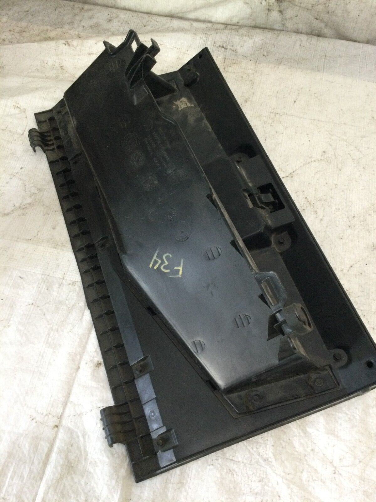 2002-2005 Dodge Ram 1500 Black Passenger Dash Glove Box 1000281DX9AA OEM