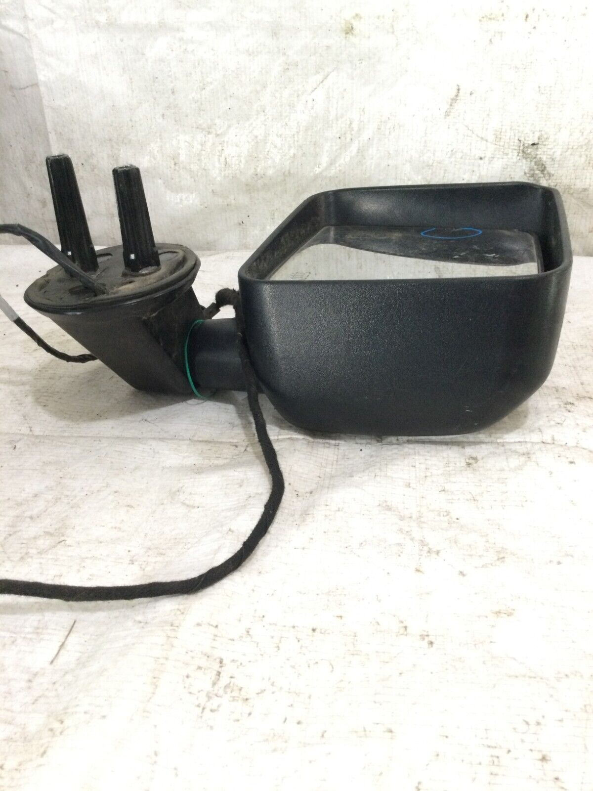 2017 Jeep Wrangler Left Driver Side View Door Mirror OEM ( DAMAGE GLASS )