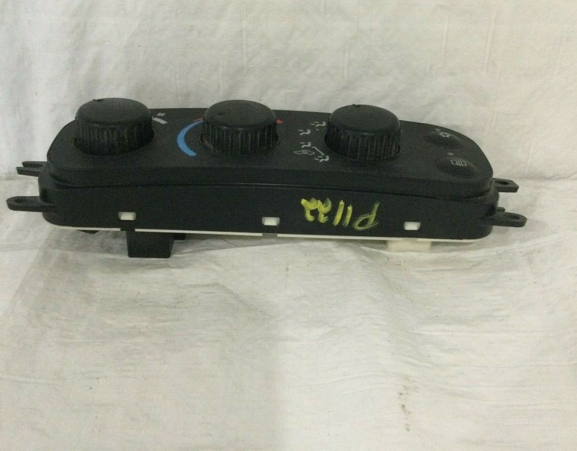 2003-2005 Dodge Ram 2500 Ac Heater Climate Control Temperature OEM 55056321AE