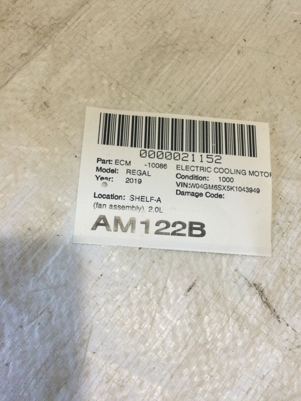 2019 BUICK REGAL 2.0L RADIATOR COOLING FAN SHROUD & BLADE & MOTOR OEM (DAMAGE )