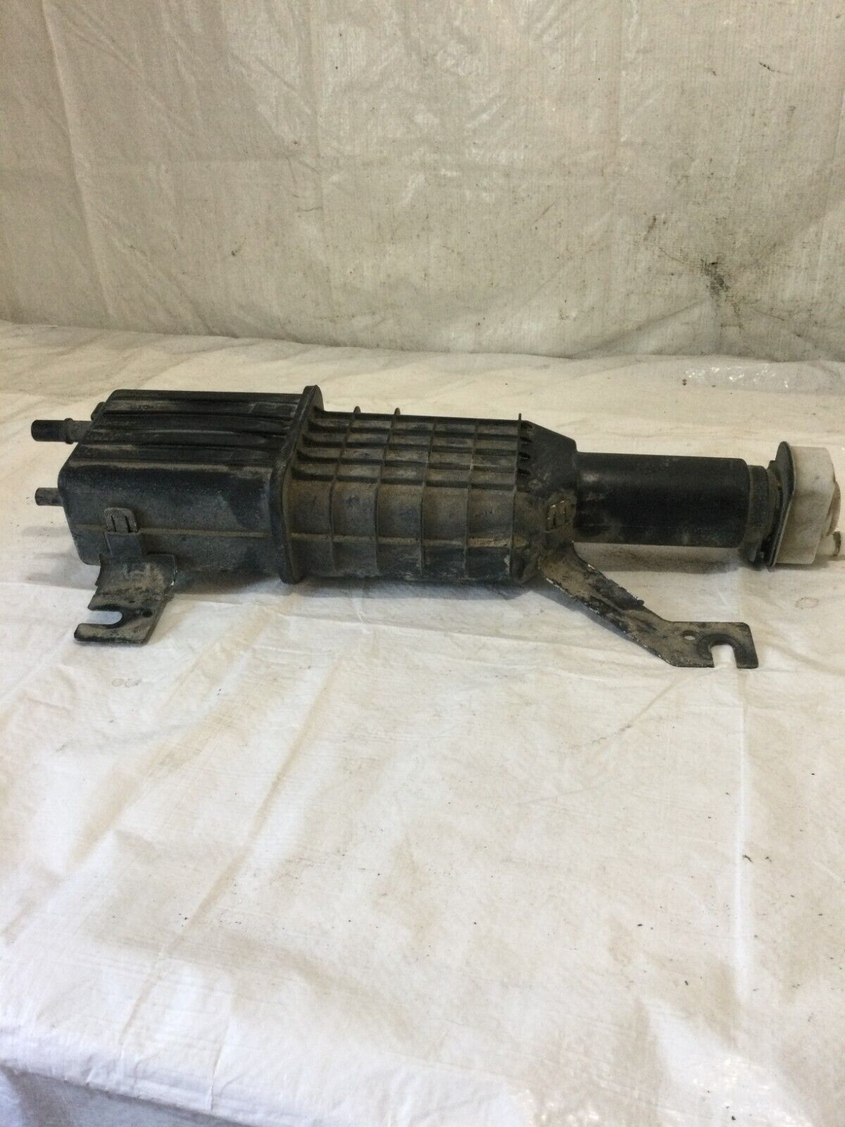 2017 Dodge Grand Caravan Fuel Vapor Charcoal Canister 05147119AC OEM