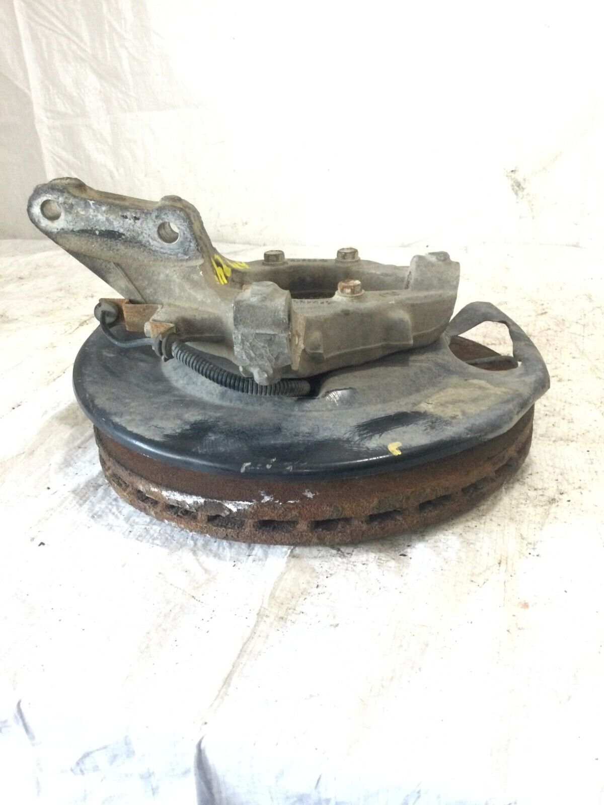 2017 Dodge Grand Caravan  Front Left Spindle Knuckle Bearing Hub 0473579AB OEM