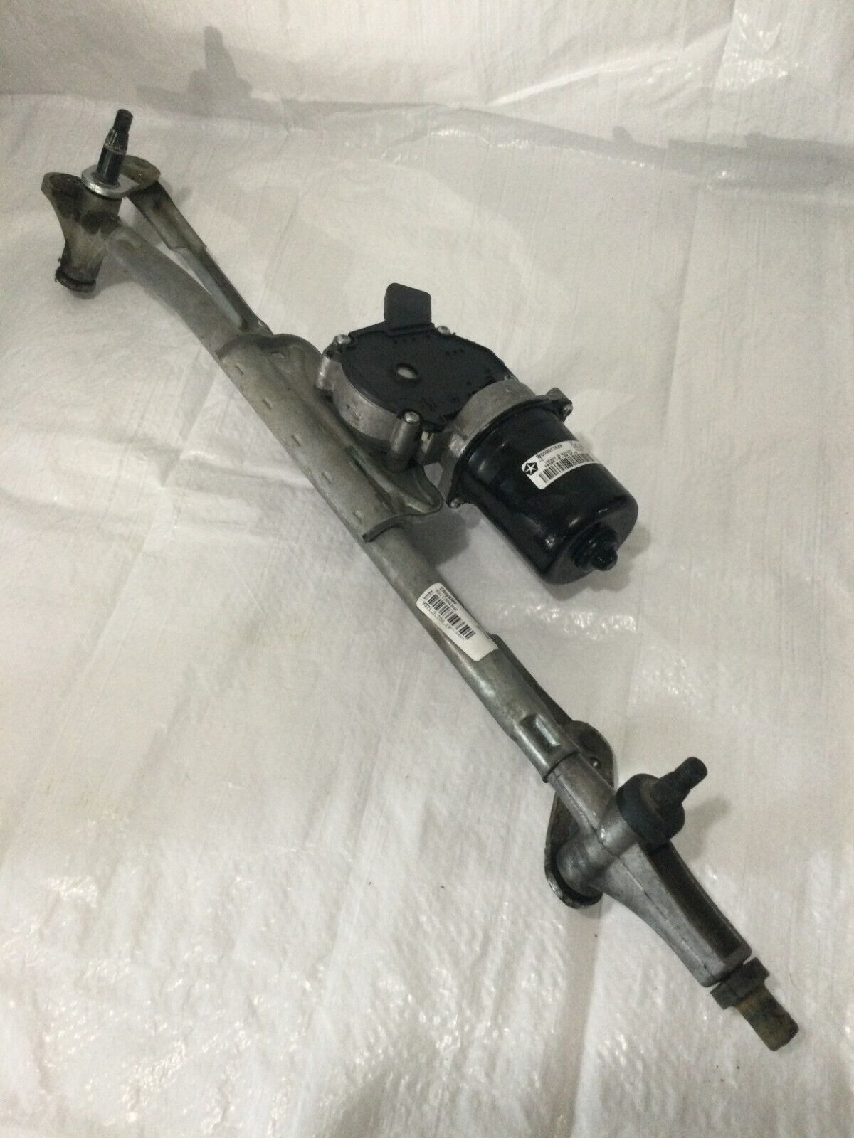 2020 Dodge Grand Caravan Wiper Transmission Motor Linkage 05113043AE OEM