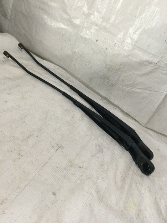 2003 Dodge Ram 2500 Wiper Arm Set   OEM