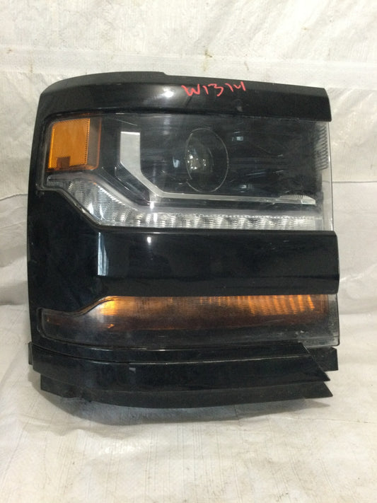 2016-2018 Chevrolet Silverado 1500 Right RH Black Base Xenon HID Headlight OEM