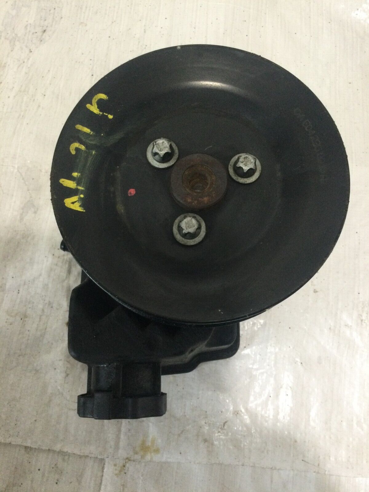 2006 Dodge  Sprinter  2500 Power  Steering Pump  2.7L OEM