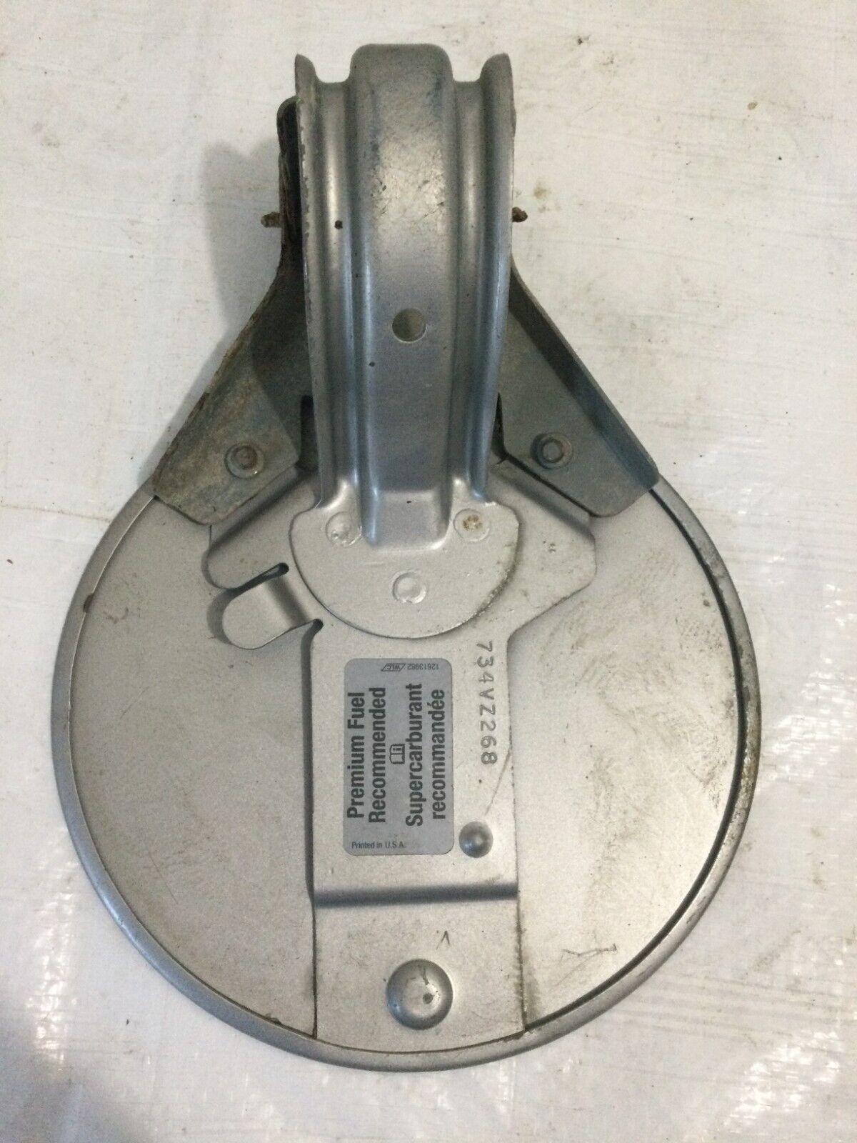 2007-2010  Cadillac Escalade ESV  Fuel Tank Door  734VZ268 OEM