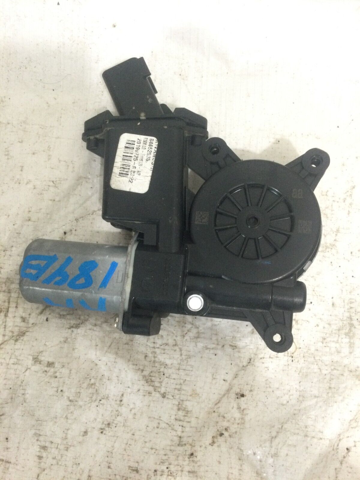 2019 GMC Sierra 1500 Front Left Window  Door Motor OEM