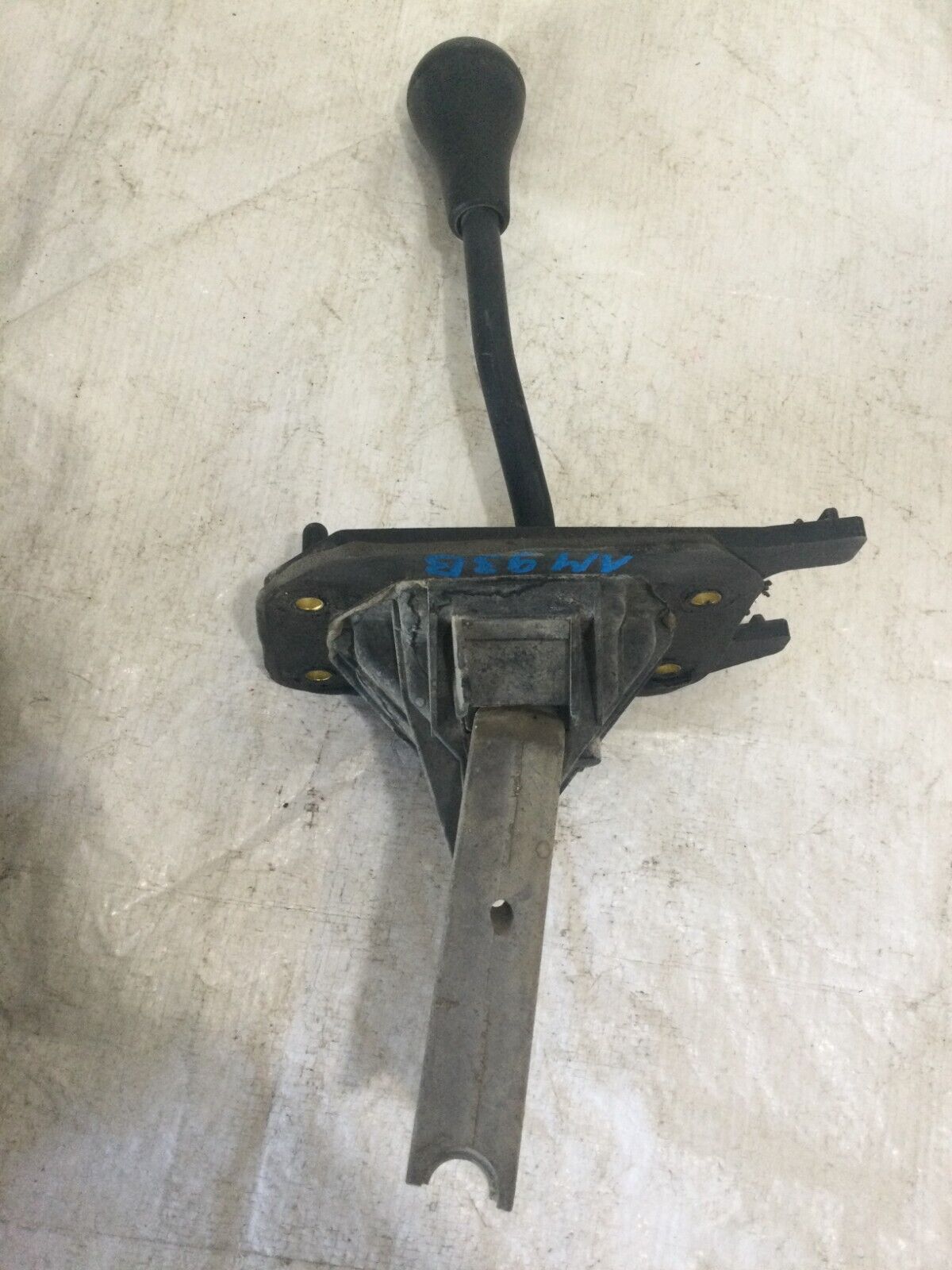 2003-2006 Dodge Ram 3500 Floor Shifter Manual Floor Gear Shifter Assembly OEM