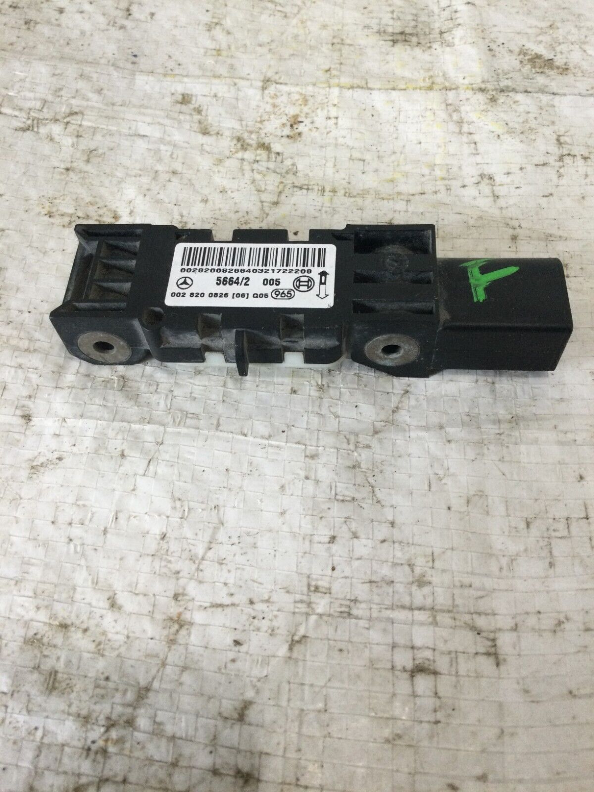 2004 Mercedes Benz S430 Left Front Crash Impact Sensor Module 0028200826 OEM