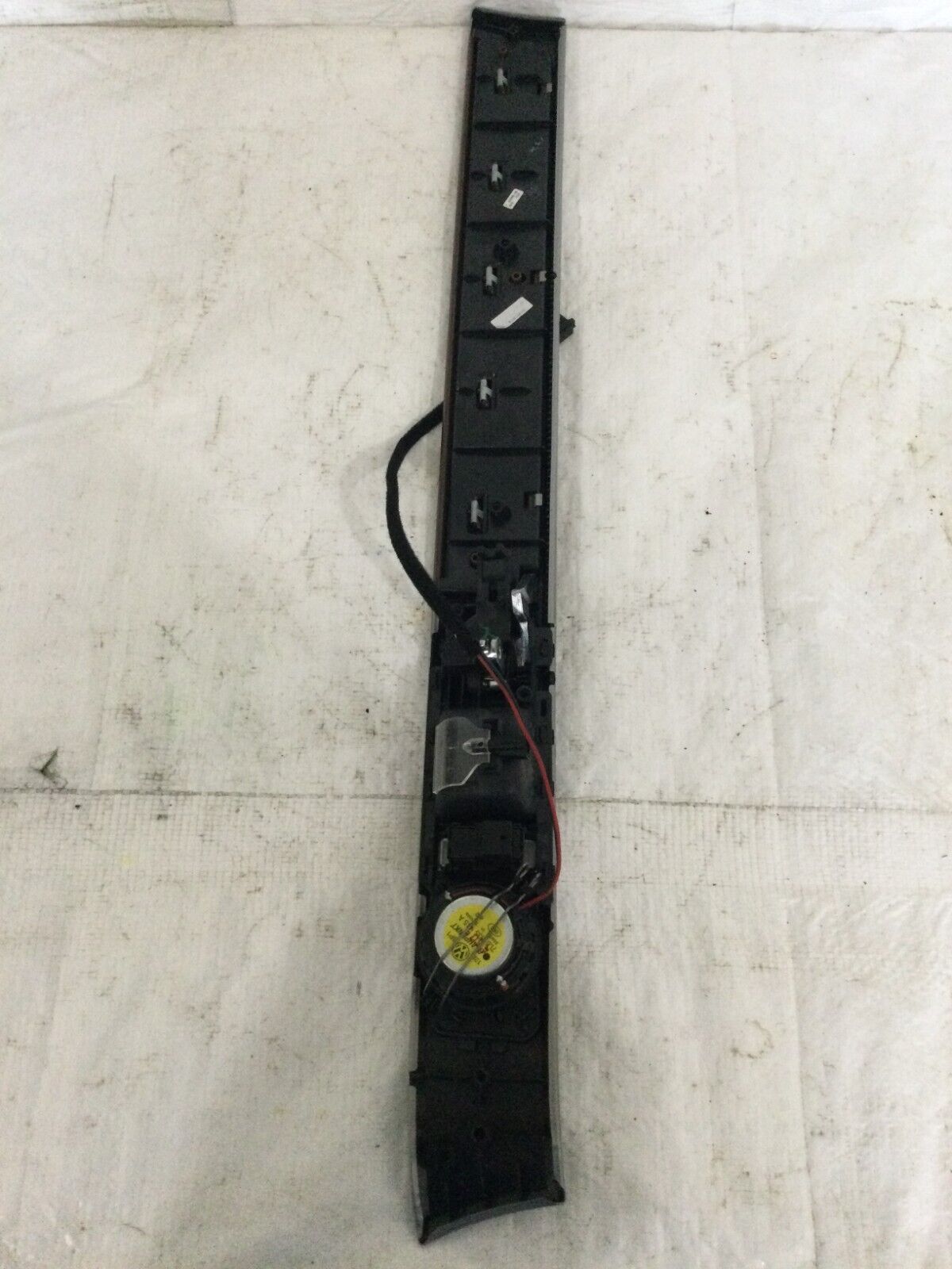2004-2007 Volkswagen Touareg Front Left Door Molding Trim Panel OEM