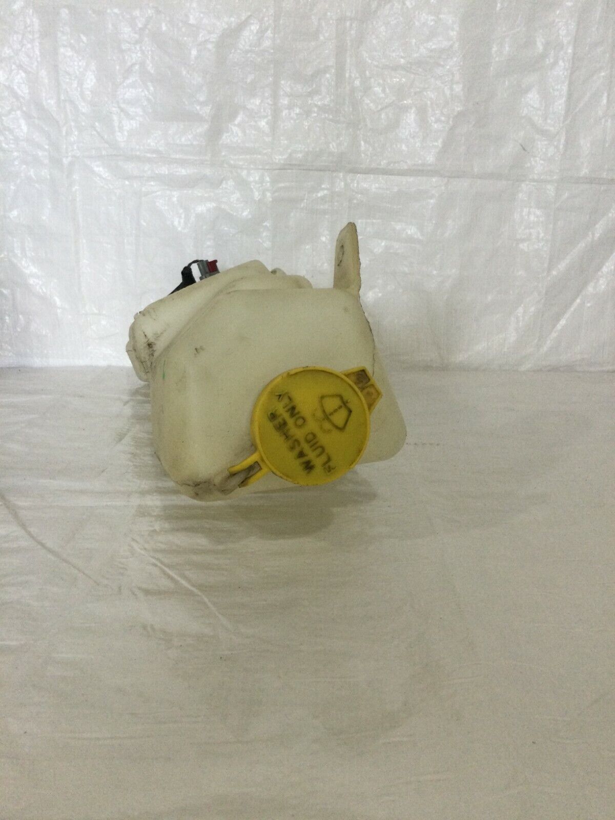 2004 Dodge Ram 2500 3500 5.7L Windshield Washer Fluid Reservoir Tank 55077349AC