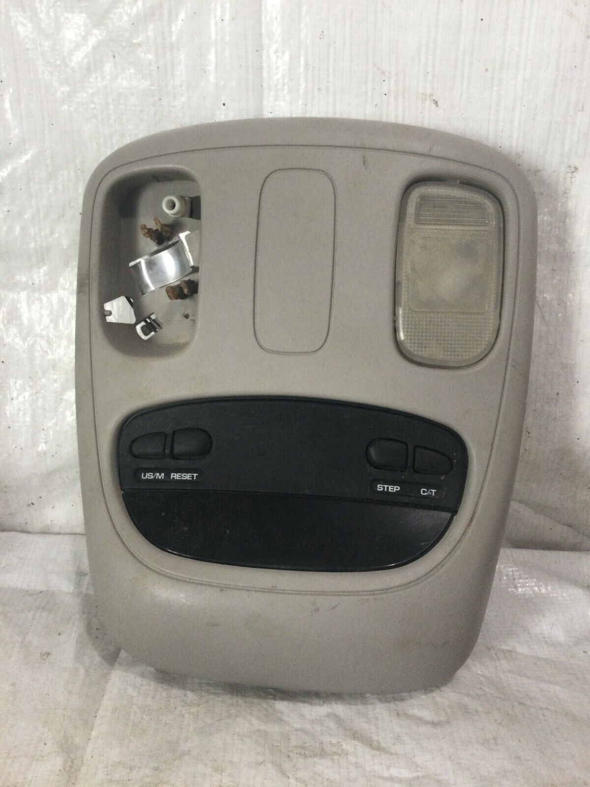 2002-2005 Dodge Ram 2500 Overhead Console Dome Map Light OEM