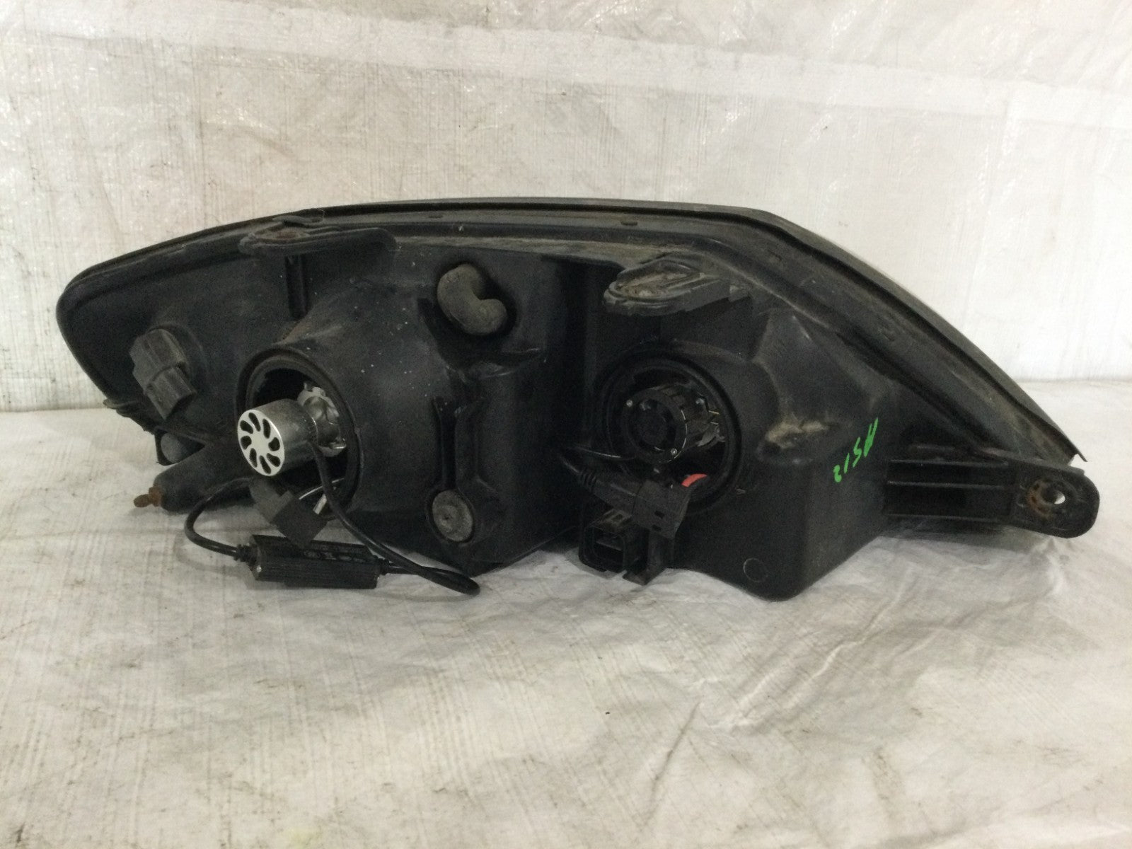 2003 Hyundai Tiburon Left Driver Side Headlight OEM 92101-2CXXX